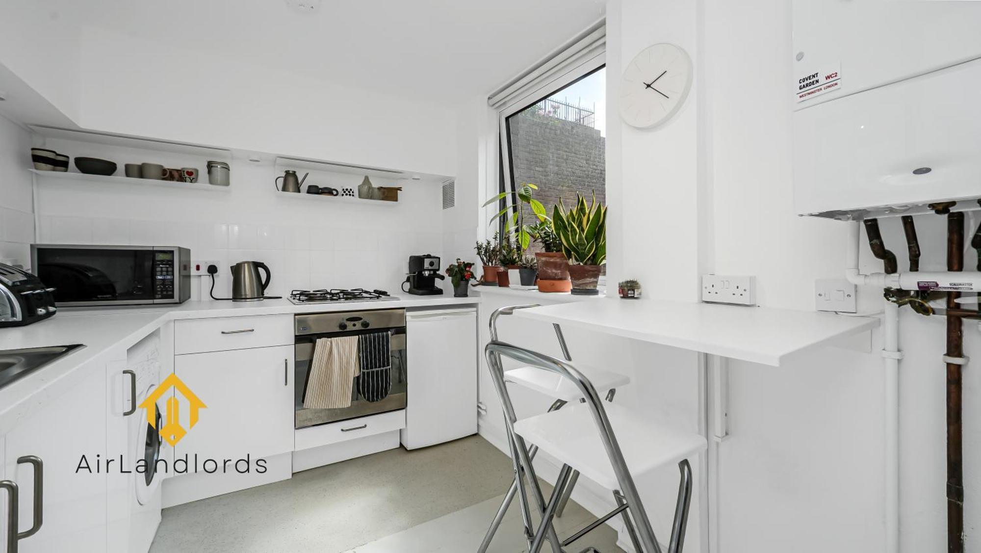 Exclusive 1 Bedroom Flat In Covent Garden Apartment *